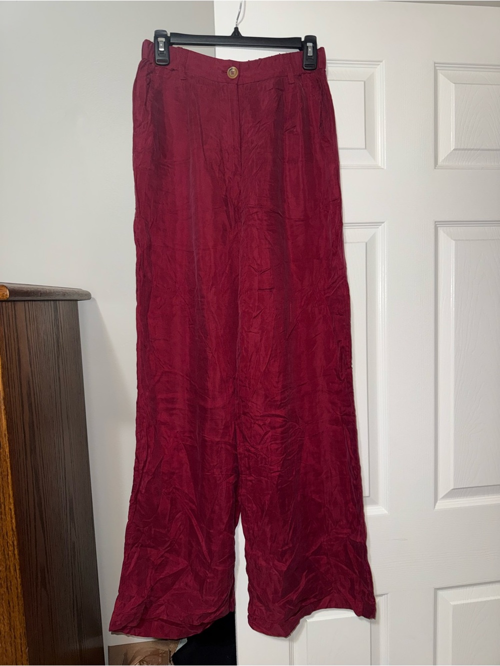 Self Contrast Wide-Leg Pants in Deep Wine